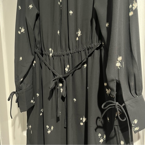 NWT - H&M Women’s Black Tieback Dress, Size Large - Picture 9 of 10